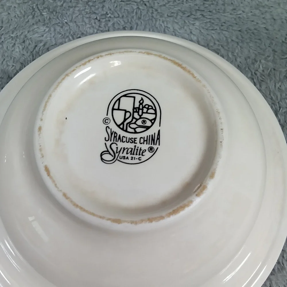 Syracuse China‎ Syralite White Pink Trim 7.25 Inch Rimmed Soup Cereal Bowl USA